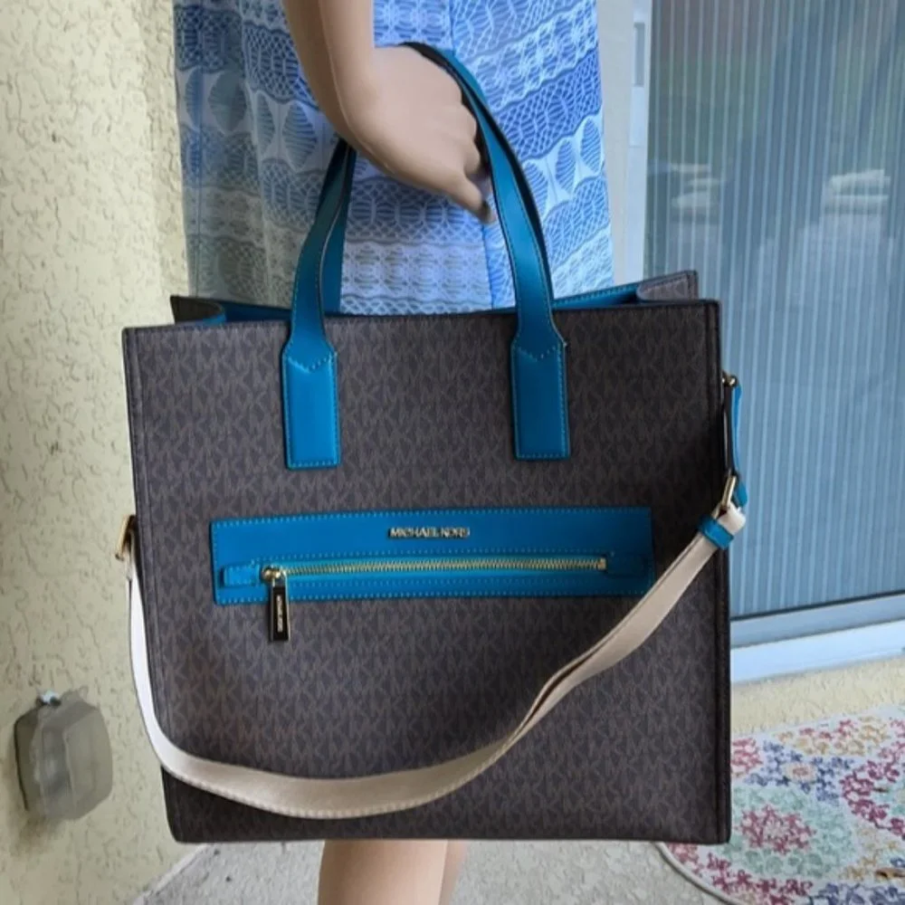 Michael Kors Kenly Large Tote - Picture 13 of 15